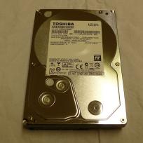 TOSHIBA DT01ACA200 2 TB, Festplatte 3,5" SATA